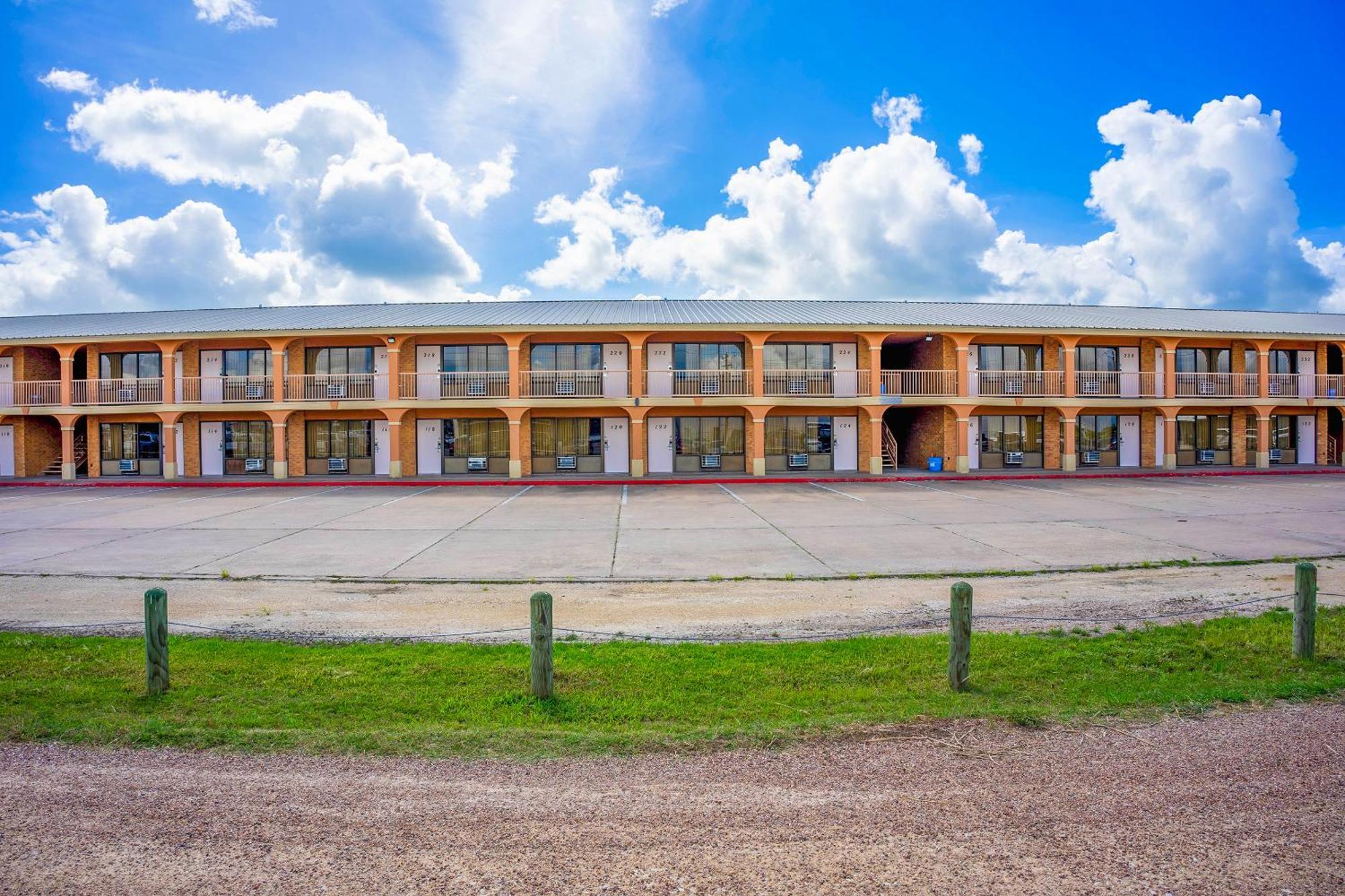 River Valley Motor Inn By Oyo La Grange Texas Exterior foto