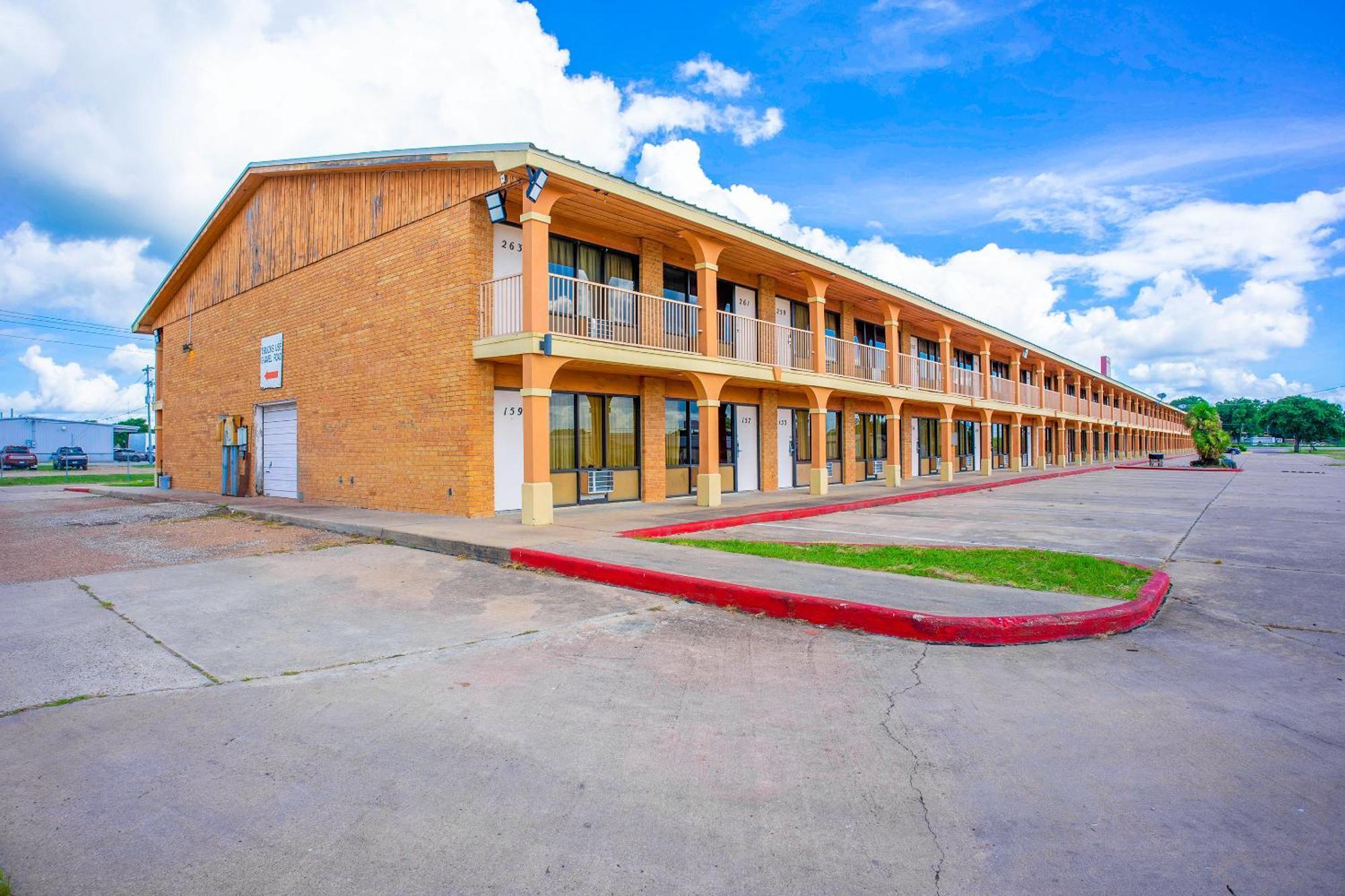 River Valley Motor Inn By Oyo La Grange Texas Exterior foto