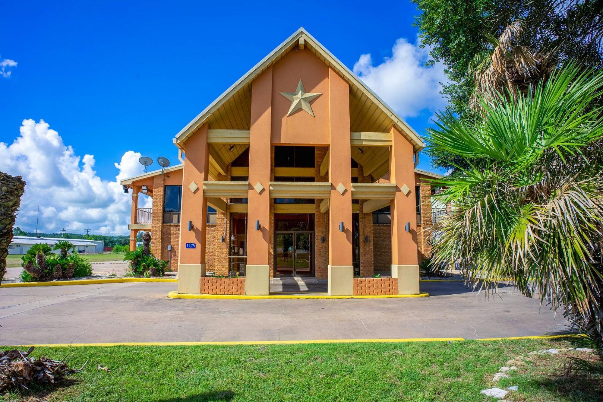 River Valley Motor Inn By Oyo La Grange Texas Exterior foto