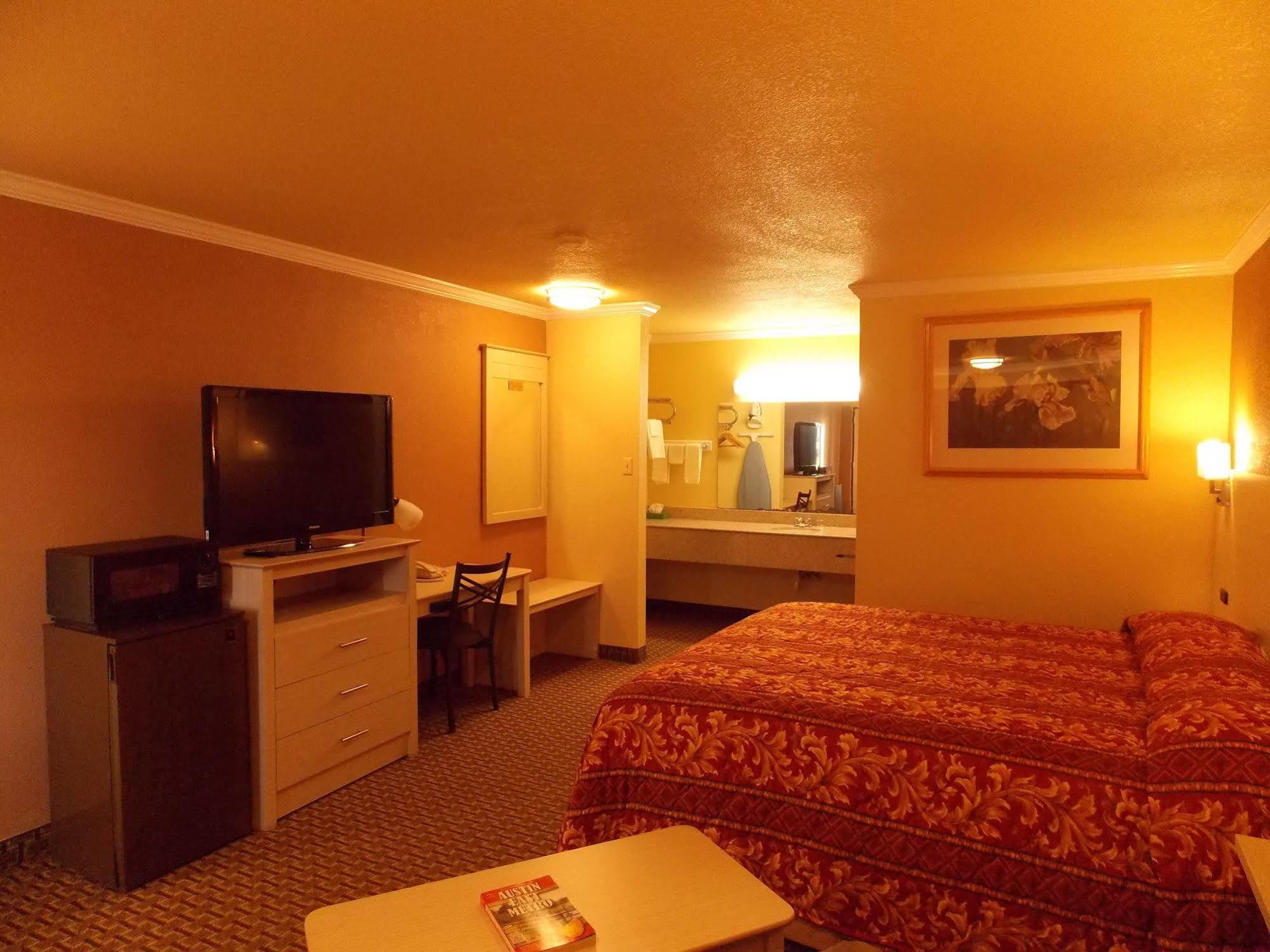 River Valley Motor Inn By Oyo La Grange Texas Exterior foto